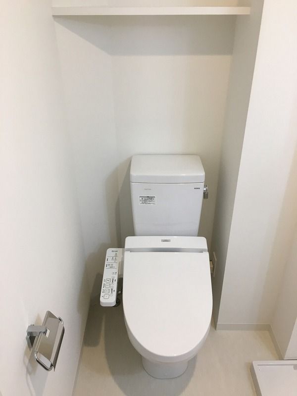 レガリス北千住のトイレ写真