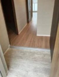玄関　写真は同タイプ住居です。