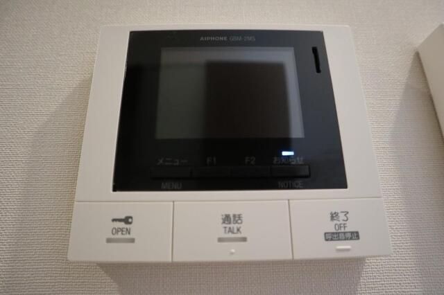 セキュリティ　写真は同タイプ住居です。