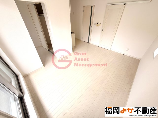 居室・リビング　【福岡よか不動産】こちらのリビングで趣味の時間をお楽しみくだ