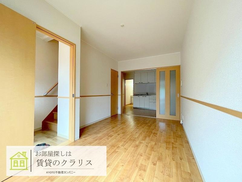 テラスパレフルーブの居間写真