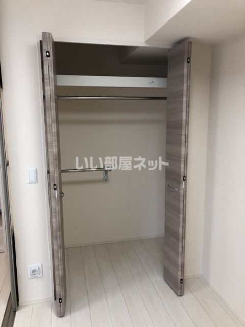 ＪＲ東海道本線 南大高駅 徒歩14分 3階建 築9年の内装写真