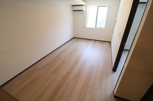 居室・リビング　※別部屋の参考写真です