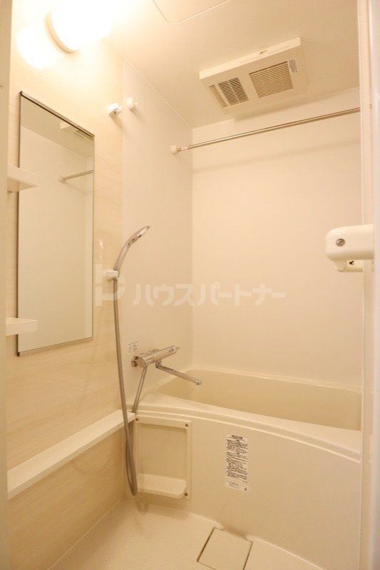 ＪＲ総武線 下総中山駅 徒歩16分 7階建 築2年の風呂写真