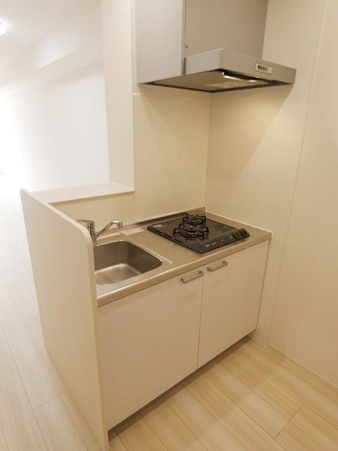 キッチン　便利なシステムキッチンです。
