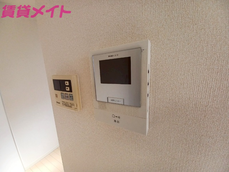 セキュリティ　同物件別部屋写真