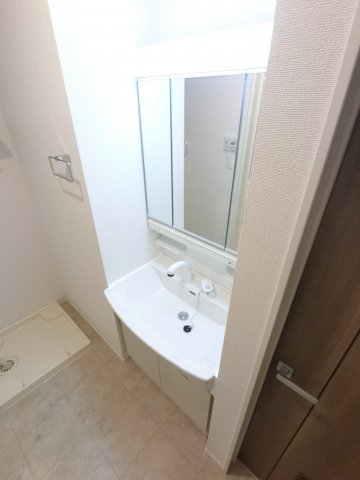 洗面設備　※同タイプ写真になります