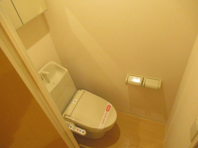 トイレ　シャワー付トイレ