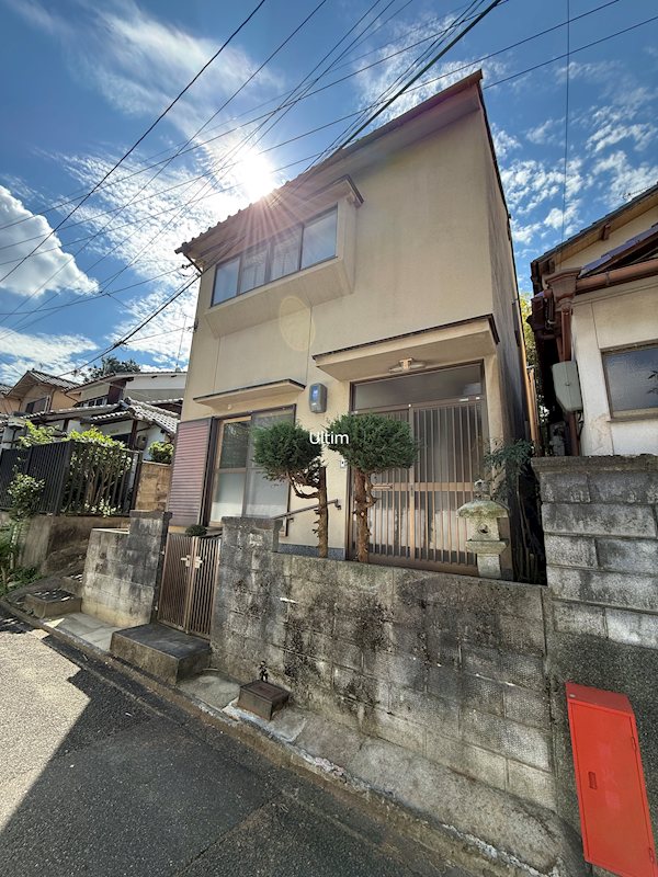 泉涌寺山内町貸家