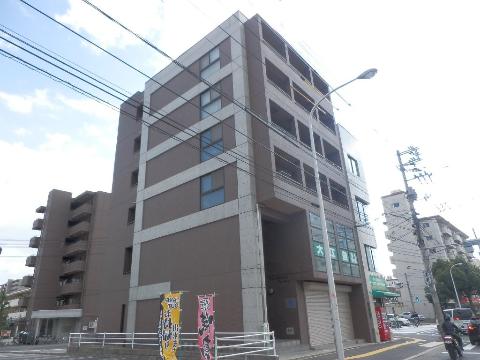 建物外観　外観写真（昼）