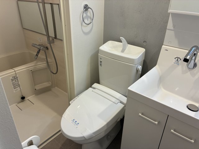 トイレ　写真は別部屋です、参考写真としてご覧ください