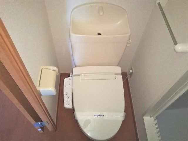その他　嬉しい温水洗浄便座付きです♪