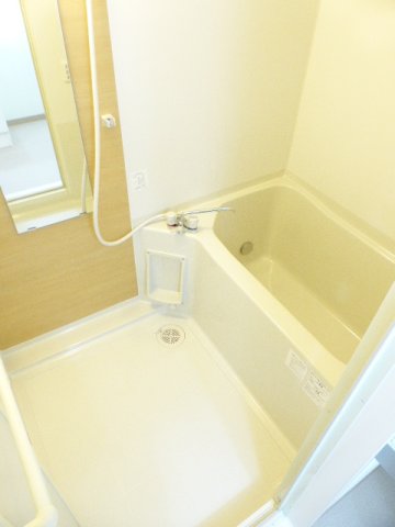 バス・シャワールーム　バス※別部屋参考写真