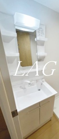 洗面設備　洗面台です。