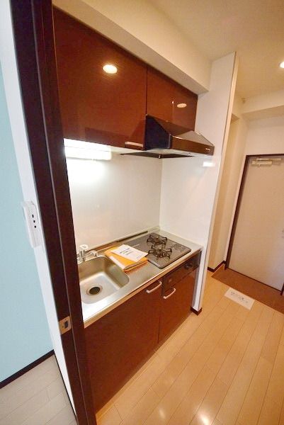 キッチン　お問合せはタウンハウジングまで！※現地待合わせ相談可能