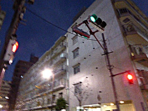 建物外観　夜間外観