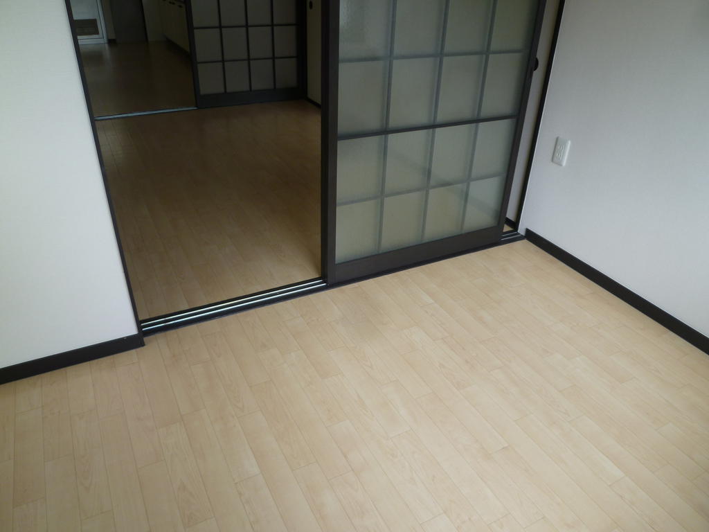 ＪＲ山陽本線 海田市駅 徒歩12分 1階建 築58年の内装写真