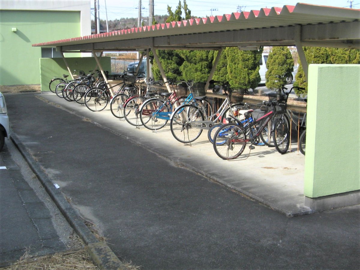 【ビレッジハウス植田1号棟1の駐車場】