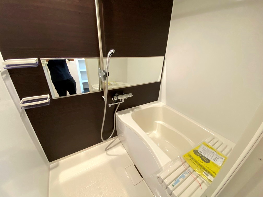 バス・シャワールーム　同施工業者類似物件