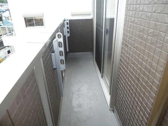 バルコニー　南向きで日当たり良好です。