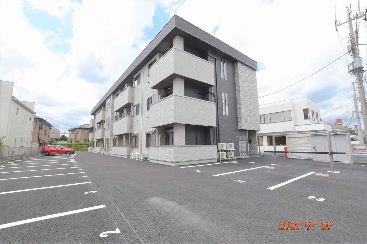 建物外観　築浅★LRT駅徒歩3分★手数料50％割引★ユメウル不動産