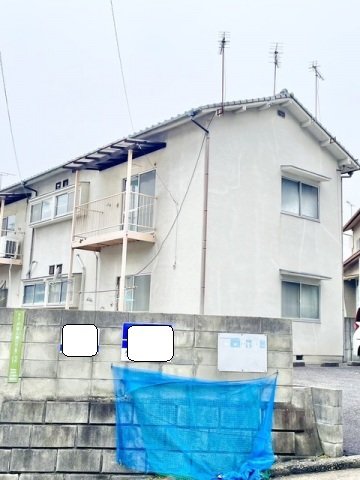 広島市東区戸坂山根のアパートの建物外観