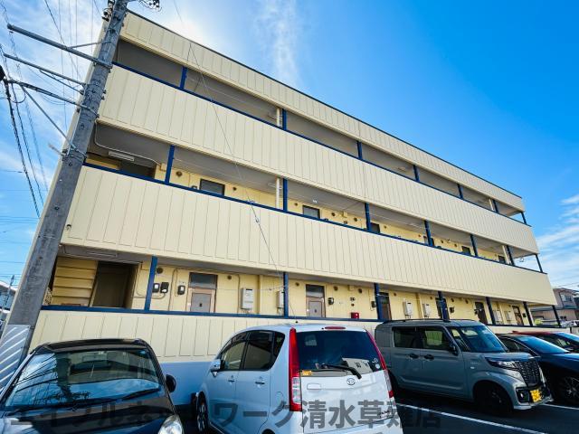 【静岡市清水区草薙のマンションの建物外観】