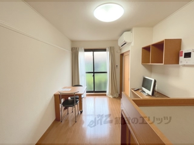 居室・リビング　洋室