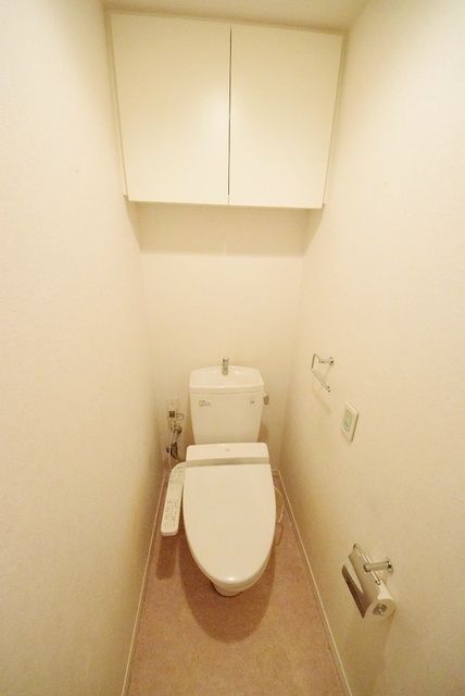 【品川区西五反田のマンションのトイレ】