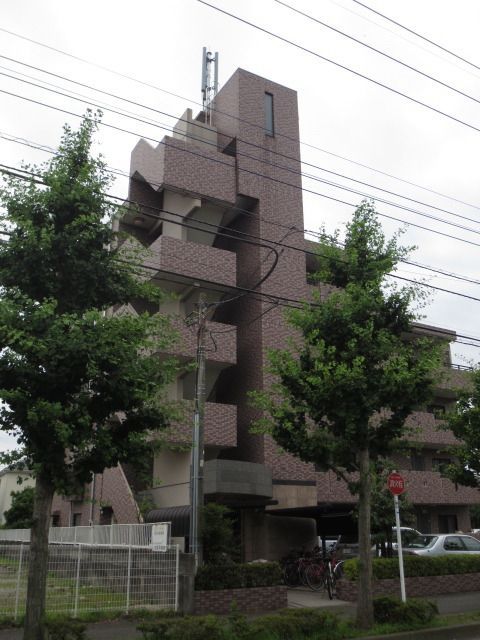 東京都稲城市大丸（マンション）の賃貸物件の外観