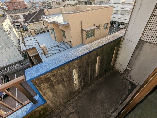 【鹿児島市宇宿のマンションのバルコニー】