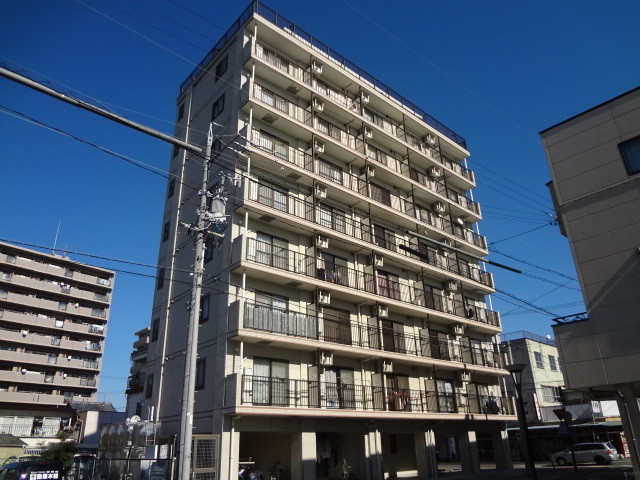 浜松市中央区山下町のマンションの建物外観