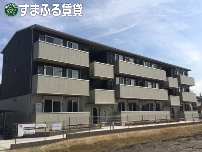 岡崎市北本郷町のアパートの建物外観