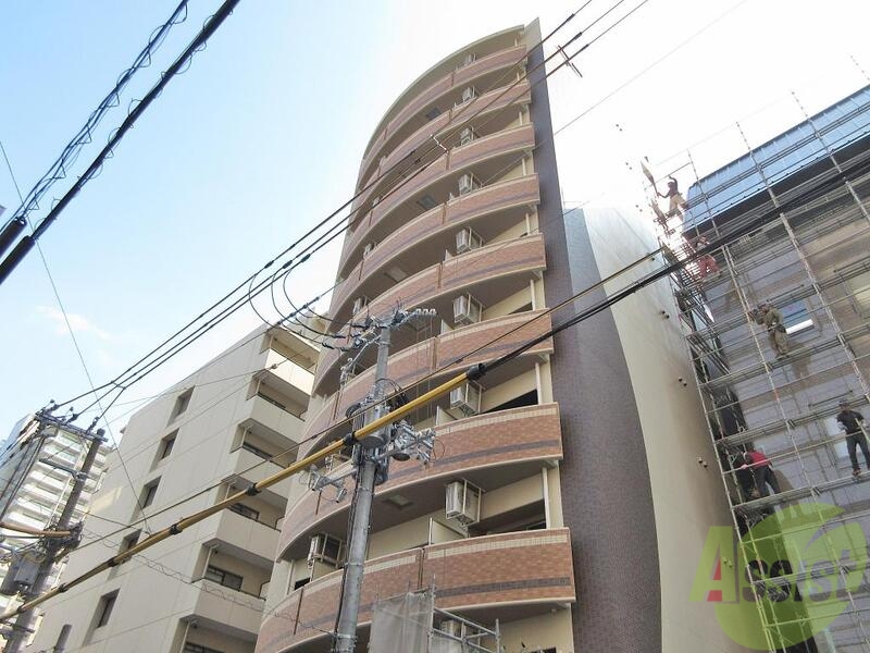 【大阪市中央区粉川町のマンションの建物外観】