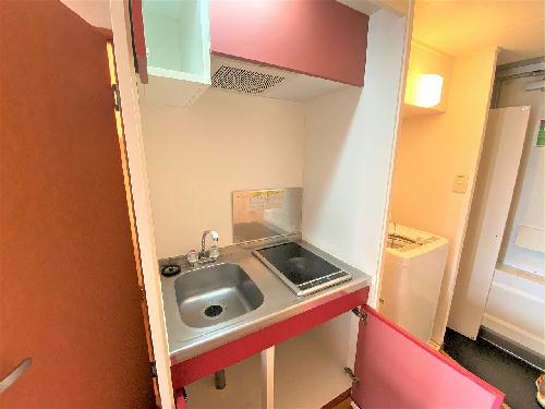 キッチン　設備・仕様は号室により異なる為、現況を優先致します。