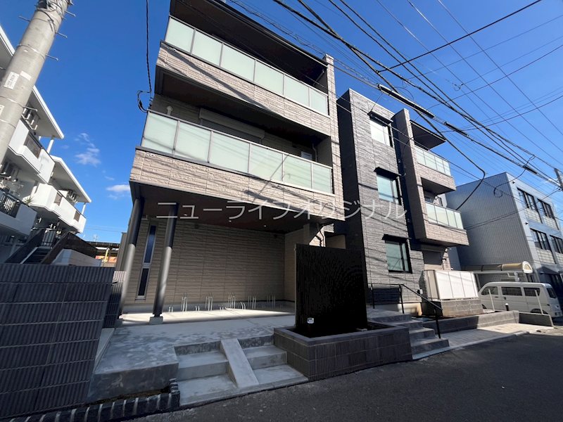 建物外観　高い耐震性能を備えた積水ハウス施工の賃貸マンションです。