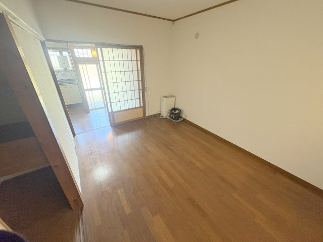 吹角借家 北棟の居間写真