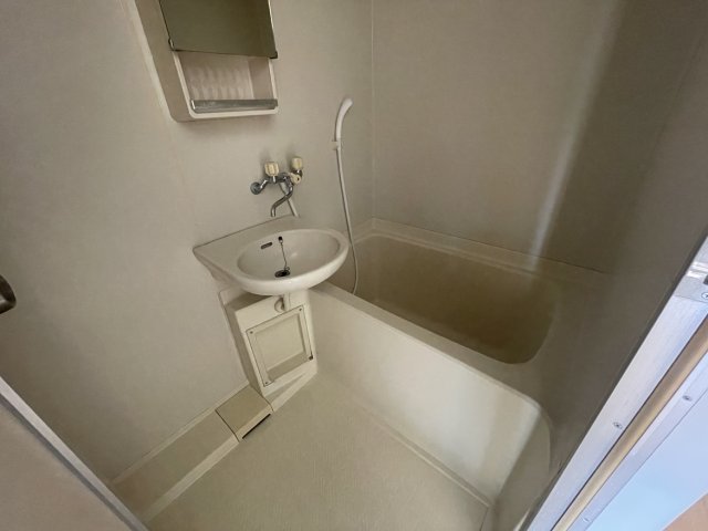 バス・シャワールーム　別号室の写真です