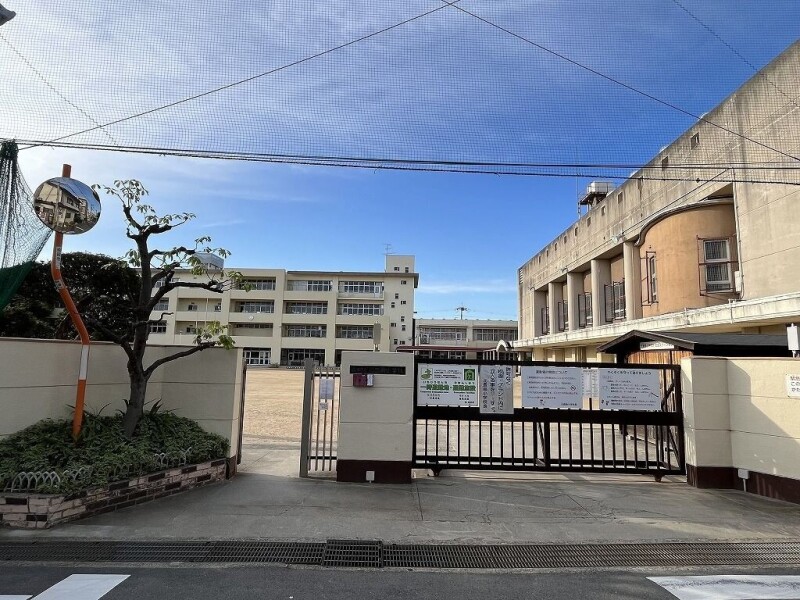 小学校　北豊島小学校（小学校）まで842m
