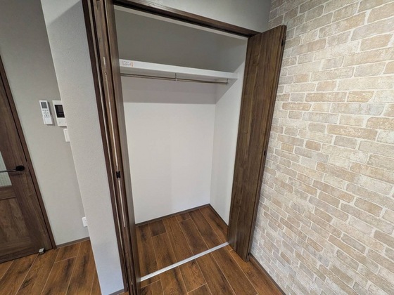 玄関　※別部屋の写真です