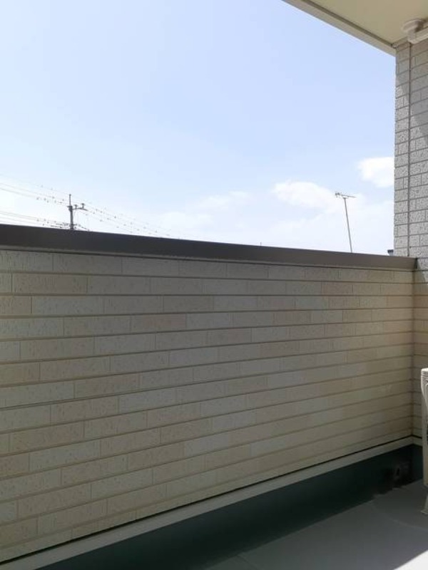 バルコニー　図面と現状に相違がある場合には現状を優先