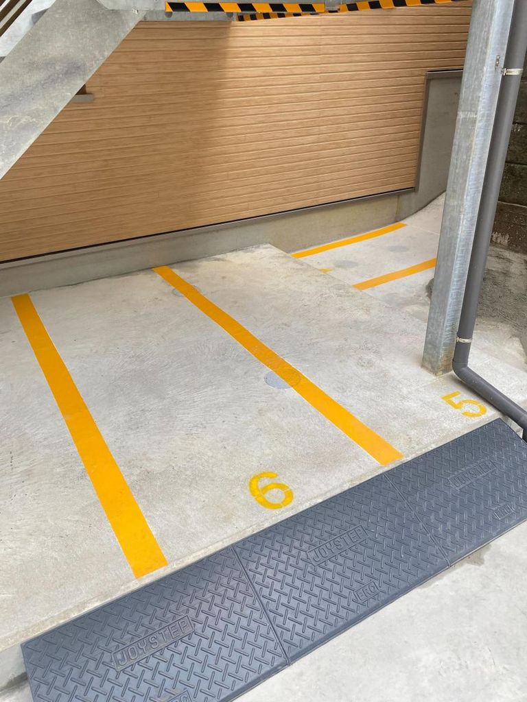 駐車場　駐輪場