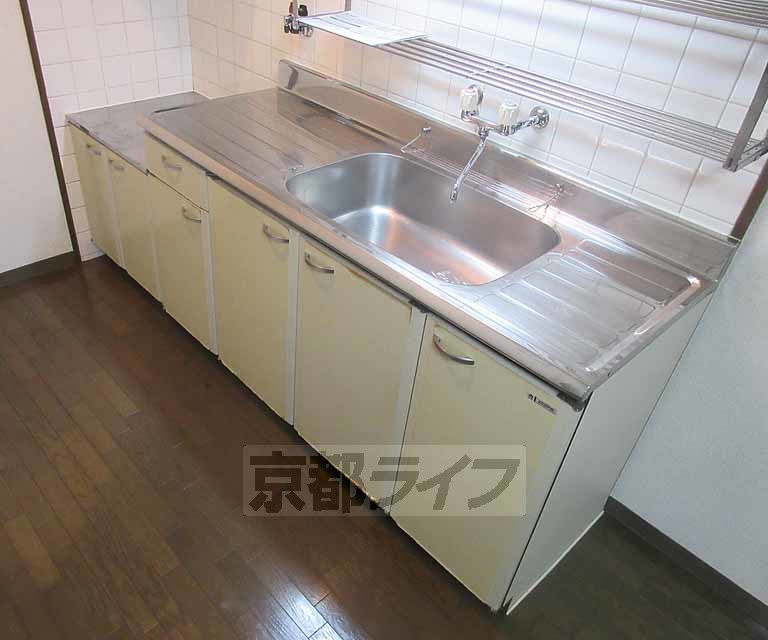 キッチン　とっても広くてお料理もはかどる・