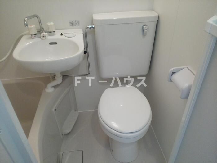 トイレ　クローゼット