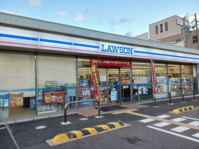 コンビニ　ローソン 下鳥羽柳長店（コンビニ）まで300m
