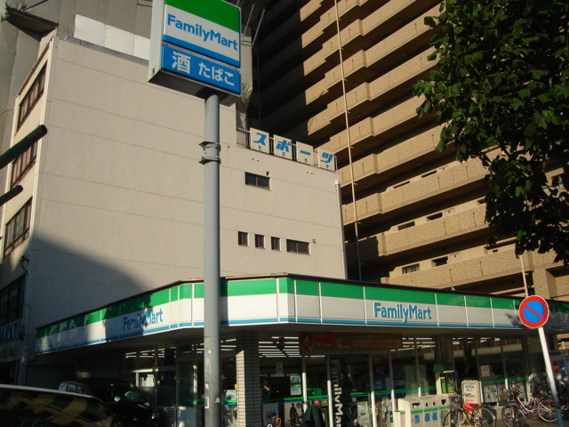 その他　ファミリーマート鶴舞店（その他）まで708m