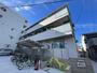 岩塚駅より徒歩8分 築2年9ヶ月 3階建の賃貸物件