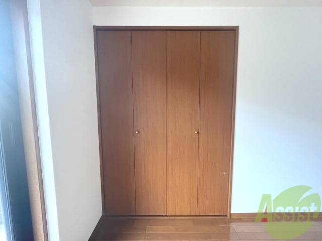 収納　収納スペースはコチラ。中が気になりますね～。