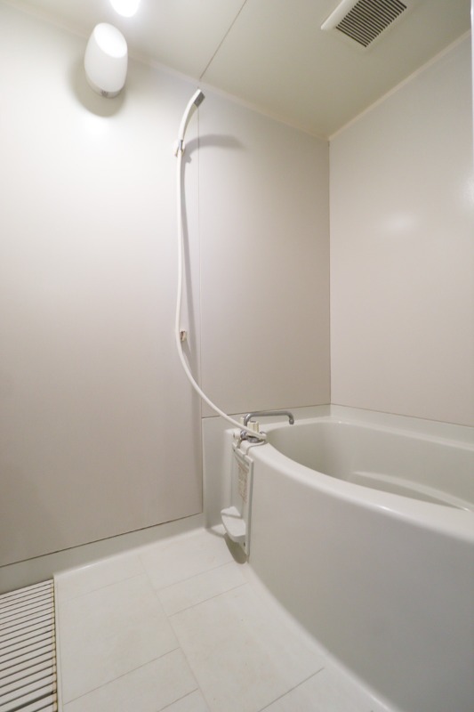 バス・シャワールーム　図面と現状に相違がある場合には現状を優先