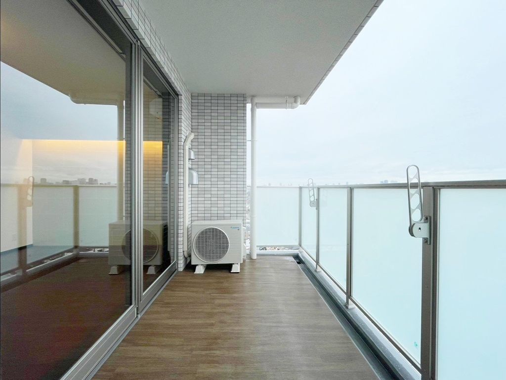 バルコニー　バルコニー